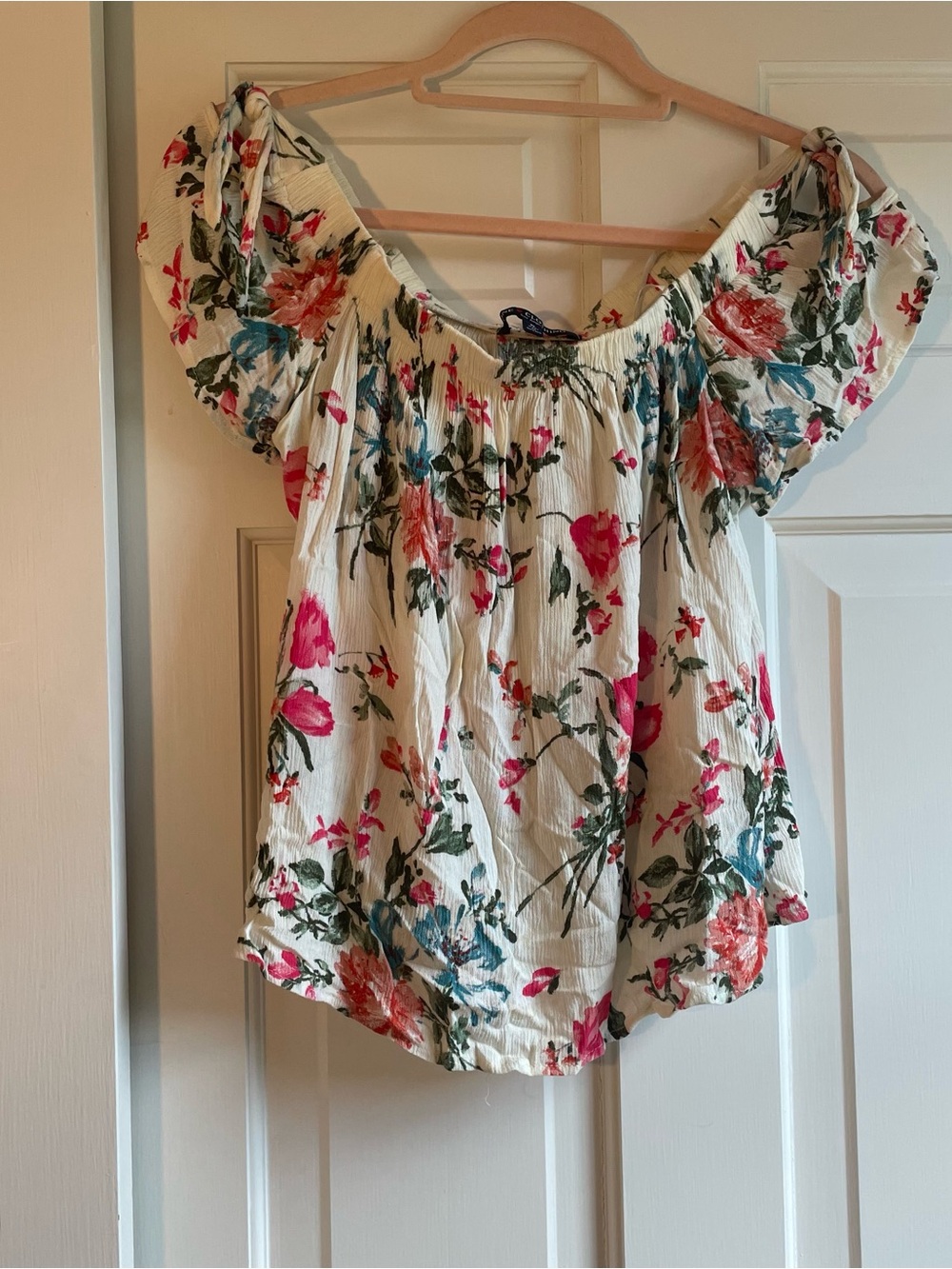 one clothing Floral Off-Shoulder Blouse in White, Pink & Green